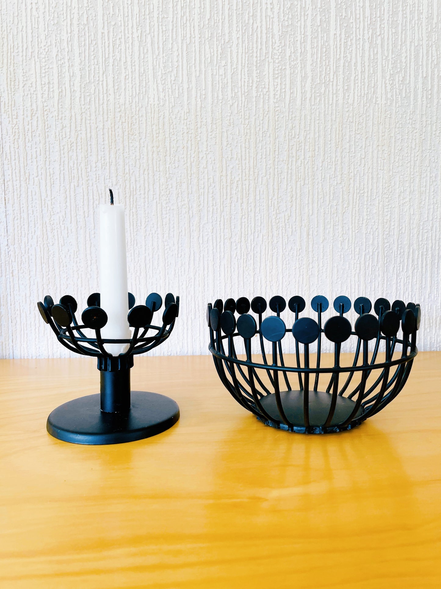 北欧手工芸品/Svensk Hemslöjd/ハンドメイド/メタル製のキャンドルスタンド