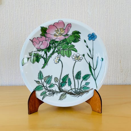IKEA/イケア/ヴィンテージ/Midsommar/ミッドサマー/デザートプレート/19,5cm/イチリンソウ、ハマナスなど