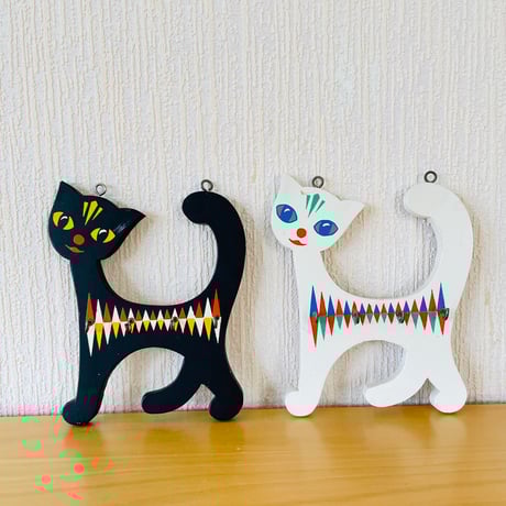 北欧ヴィンテージ/レトロ可愛いネコの鍵掛けボード/白ネコちゃん