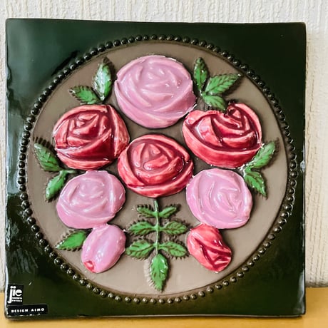 Jie Gantofta/ジィガントフタ/陶板/ピンクの薔薇/大判