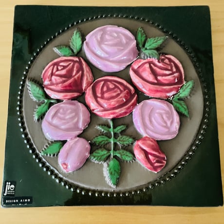 Jie Gantofta/ジィガントフタ/陶板/ピンクの薔薇/大判