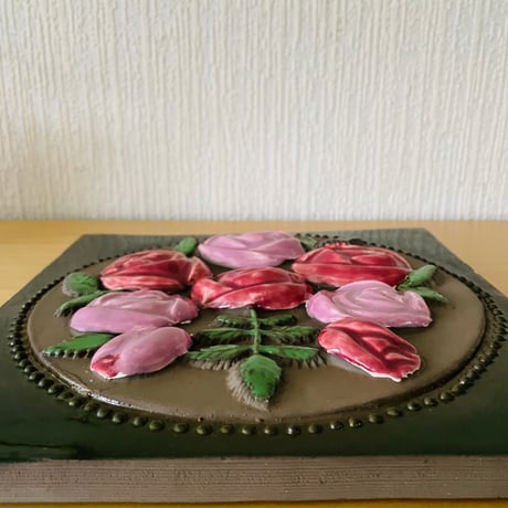 Jie Gantofta/ジィガントフタ/陶板/ピンクの薔薇/大判