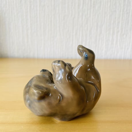 Royal Copenhagen/ロイヤルコペンハーゲン/ヴィンテージ/寝転ぶ姿が可愛い子グマちゃん