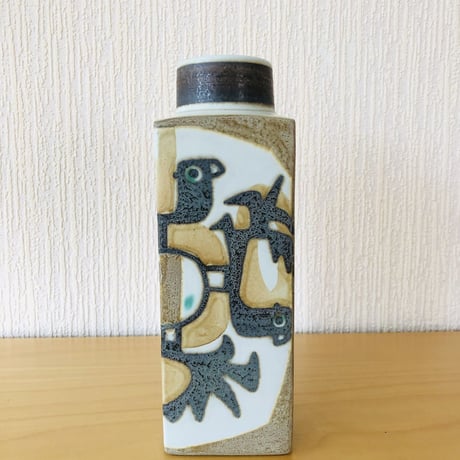 Royal Copenhagen/ロイヤルコペンハーゲン/Baca/バッカシリーズ/Johanne Gerber/ヨハンネ ゲーベル/トリさん柄フラワーベース/22,5cm