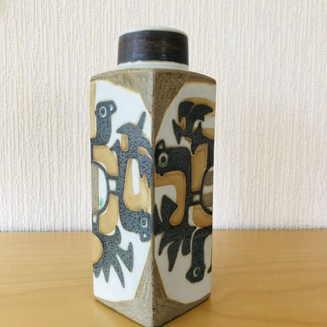 Royal Copenhagen/ロイヤルコペンハーゲン/Baca/バッカシリーズ/Johanne Gerber/ヨハンネ ゲーベル/トリさん柄フラワーベース/22,5cm