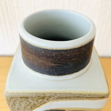 Royal Copenhagen/ロイヤルコペンハーゲン/Baca/バッカシリーズ/Johanne Gerber/ヨハンネ ゲーベル/トリさん柄フラワーベース/22,5cm