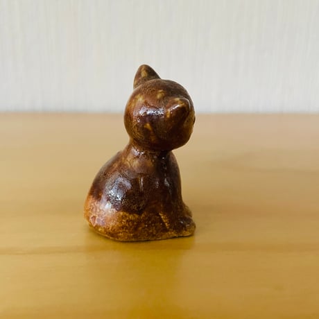Rutebo Leksand/ルーテボー/レイクサンド/首を傾げる可愛い子猫ちゃん