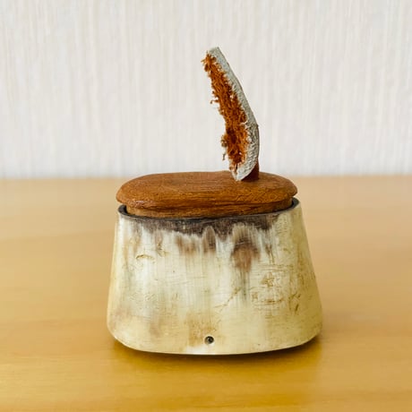 北欧ヴィンテージ/Sameslöjd/北スゥエーデン伝統手工芸/チークとトナカイのツノのドーサ/ピルケース