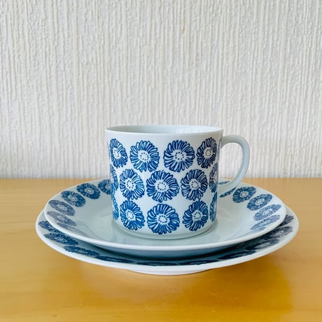 Uppsala Ekeby Karlskorna/ウプサラエケビー.カールスコーナ/ティーカップ&ソーサー,プレート３点セット/6042モデル